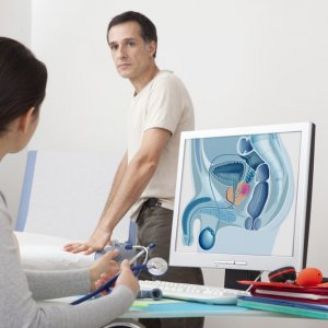 Почему моча сильно пахнет аммиаком, тухлым, кислым: причины резкого запаха выделений у мужчин